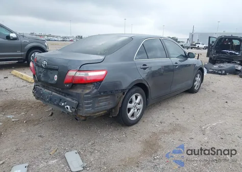 2009 Toyota Camry Le z USA, uszkodzony, nr VIN 4T1BE46K29U842530